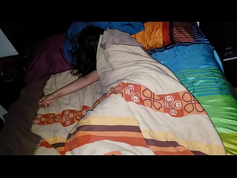 ❤️ Stepson berating rẹ odo stepmother nigba ti o sun. ☑ wa %yo.sex-porntube.ru